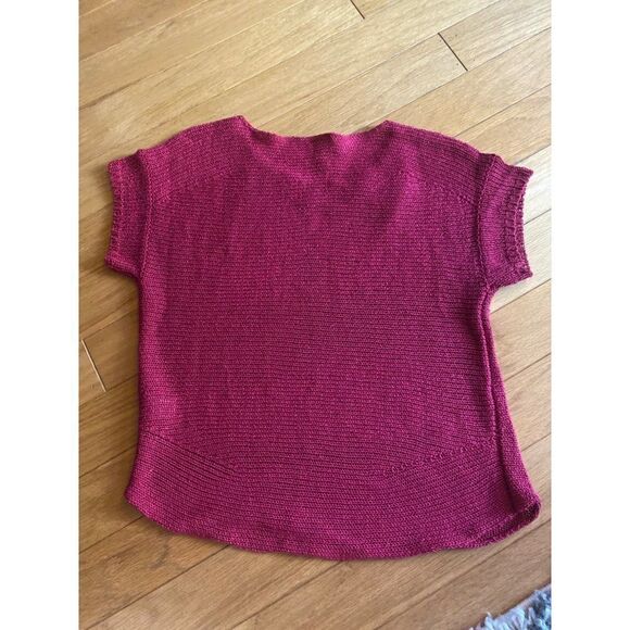 Cupio, women's red crochet knit, basic short sleeve sweater top size small - Picture 5 of 7